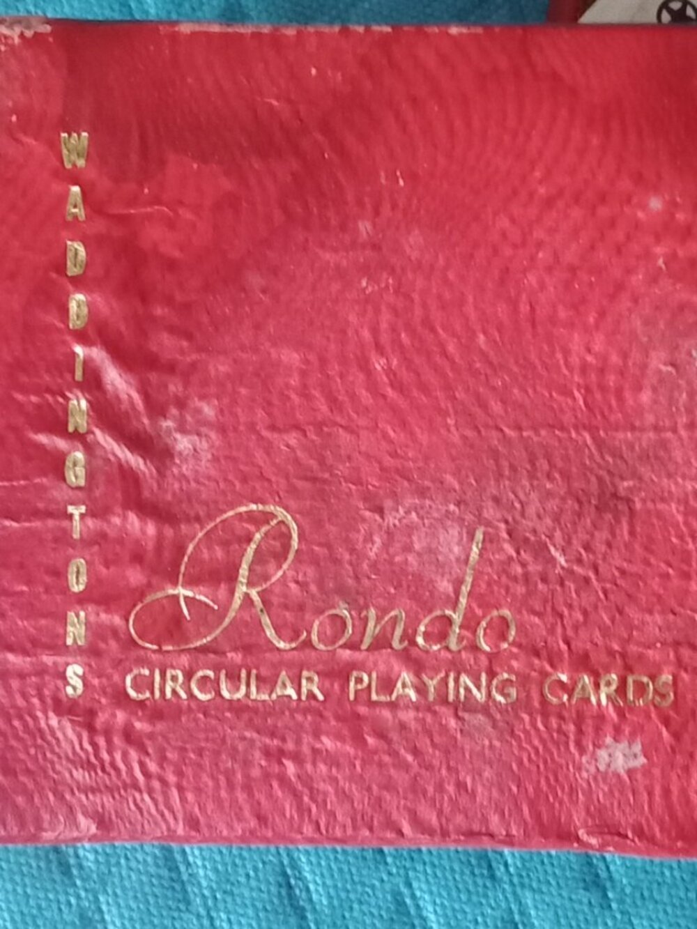 Rondo Circular Playing Cards - Picture 4 of 6